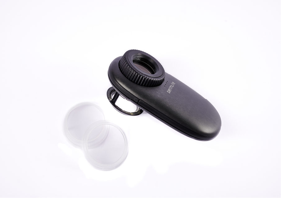 DermLite DL200 HR dermoscopy device