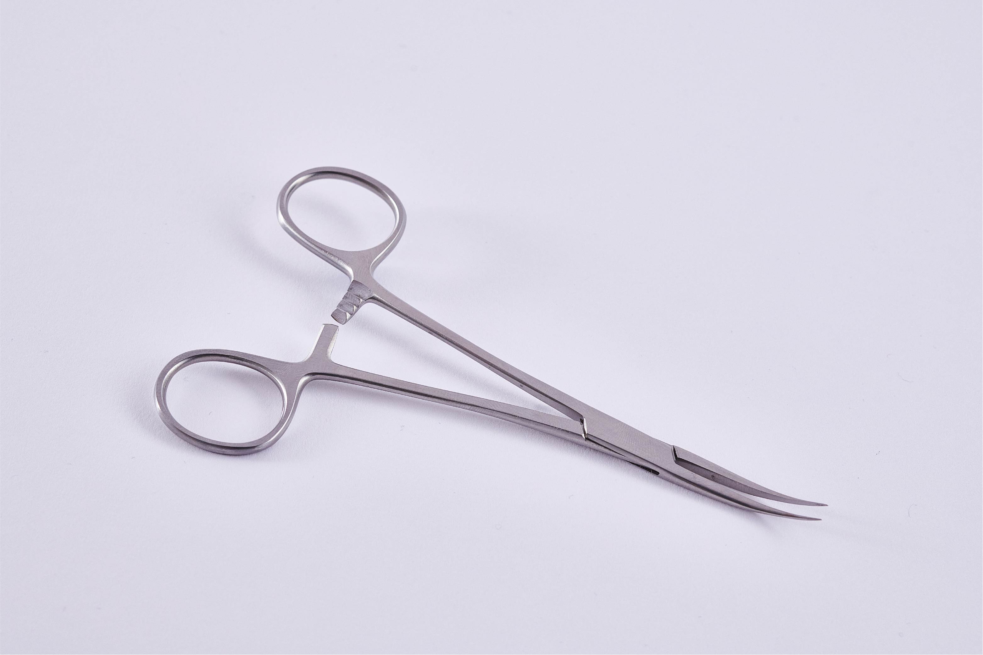 Schuco Sharp Haemostat - Single-Use