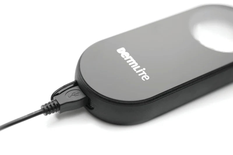 DermLite Lumio S charging